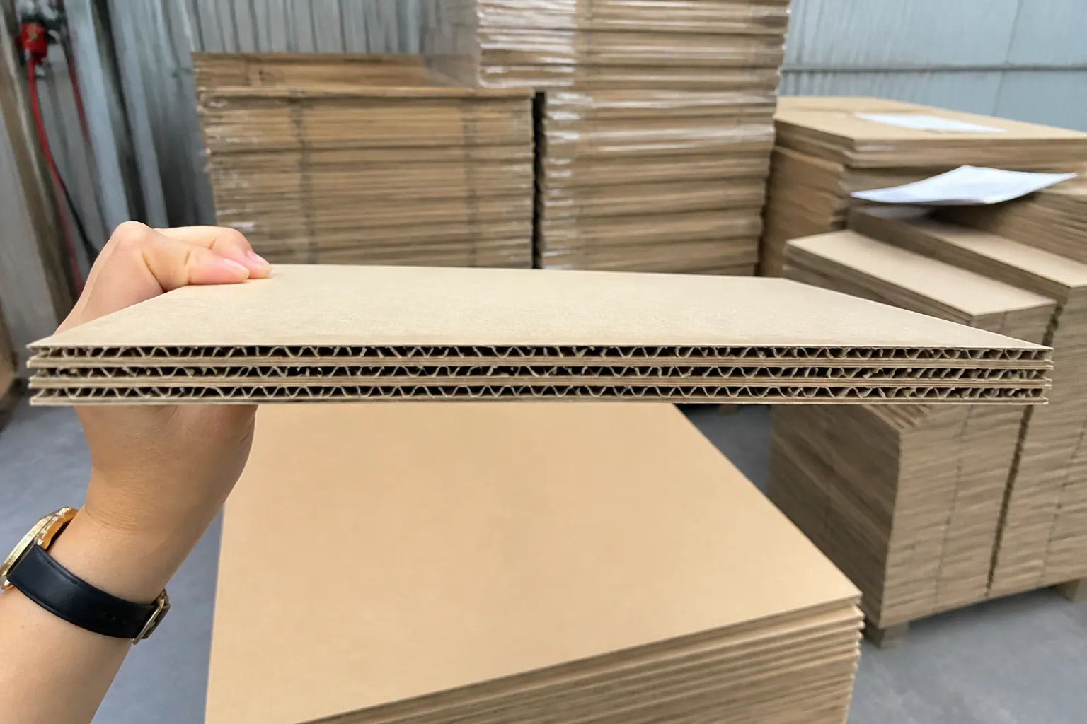 Các lớp cấu tạo - bao bì carton bồi