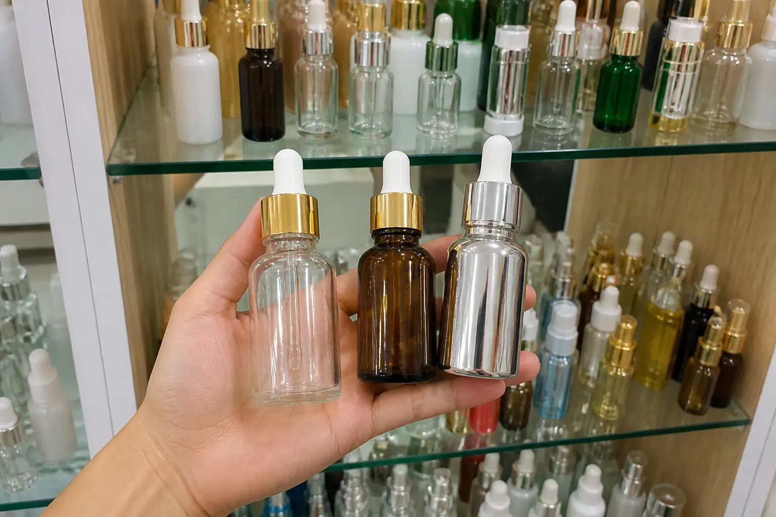Chất liệu sản xuất hộp đựng serum