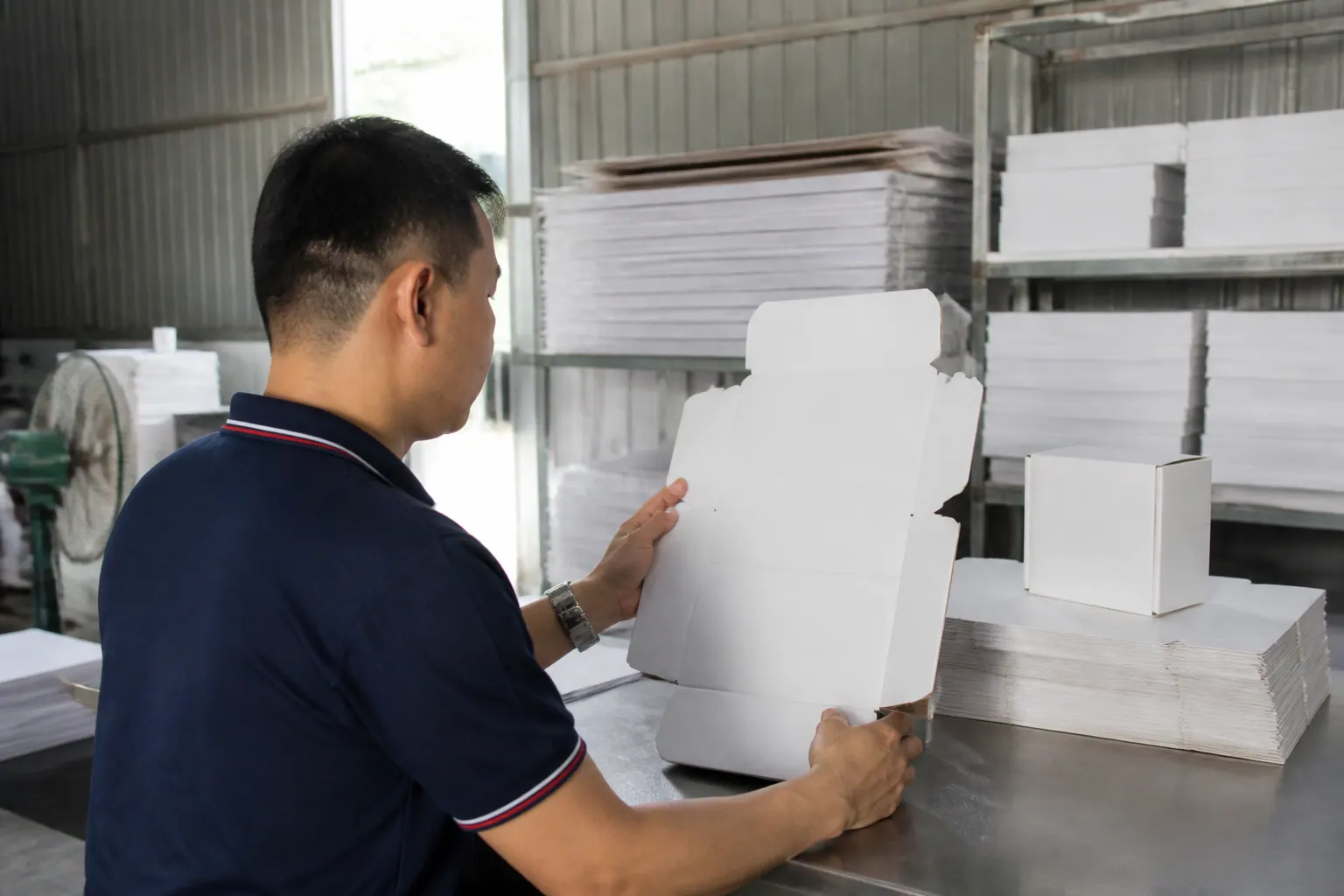 Kinh nghiệm đặt hàng bao bì carton trắng hiệu quả