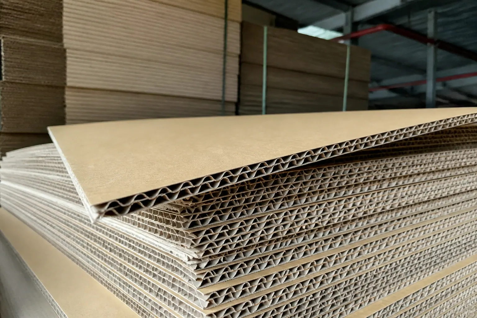 Lớp sóng (fluting) - cấu tạo bao bì carton