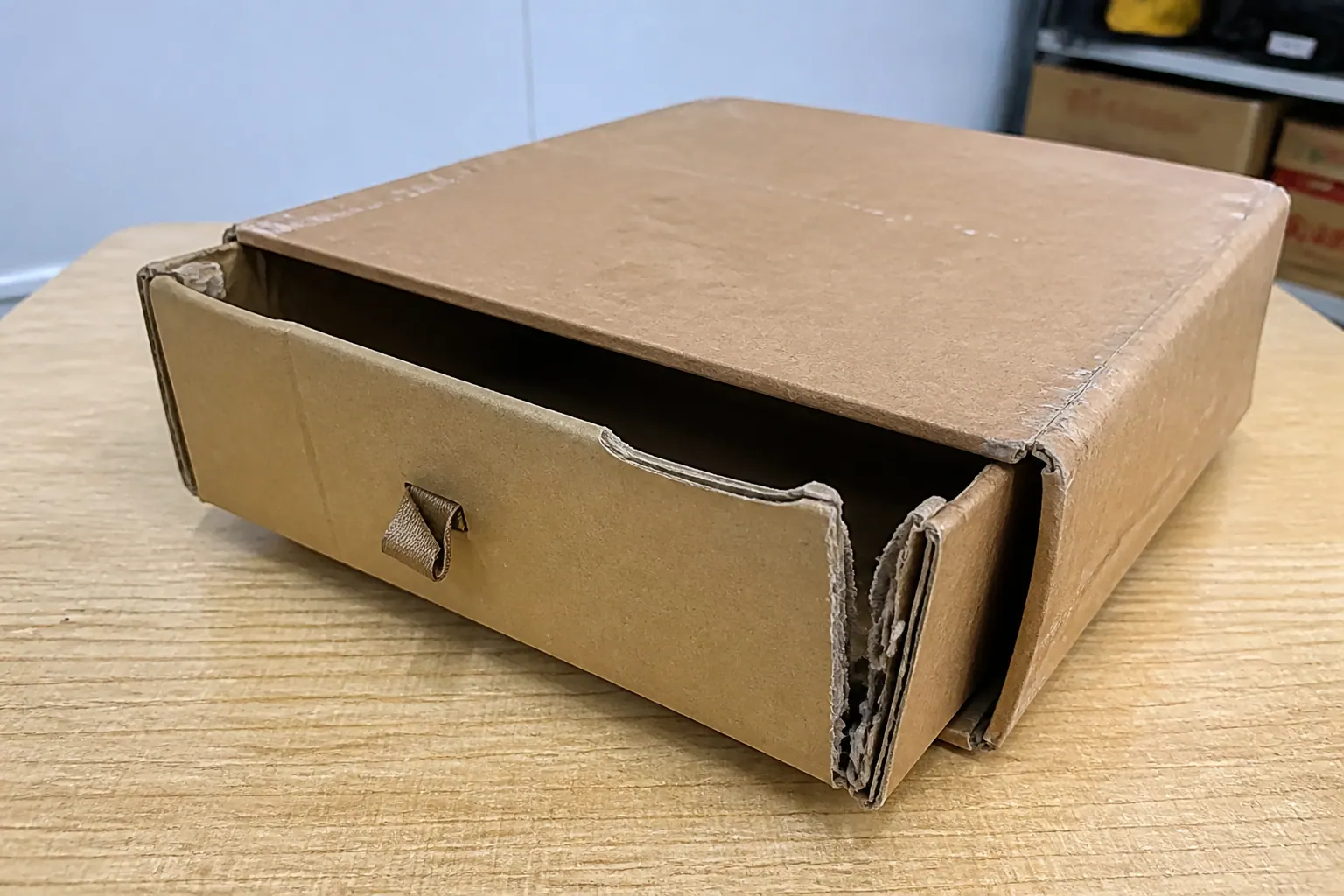 Nhược điểm - hộp carton ngăn kéo